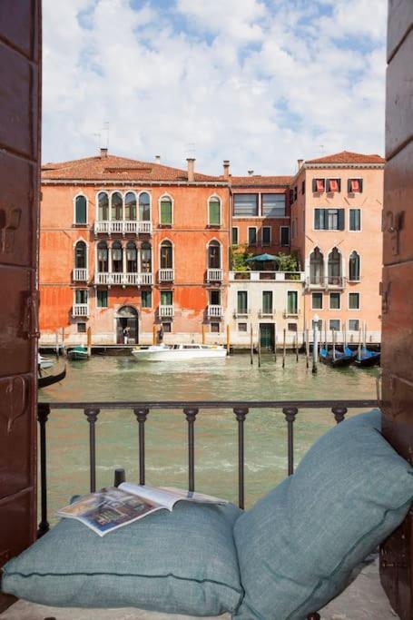 Palazzo Alvera Grand Canal Veneza Exterior foto