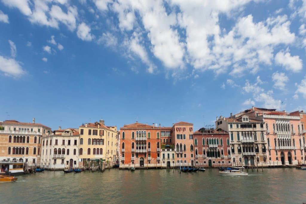 Palazzo Alvera Grand Canal Veneza Exterior foto